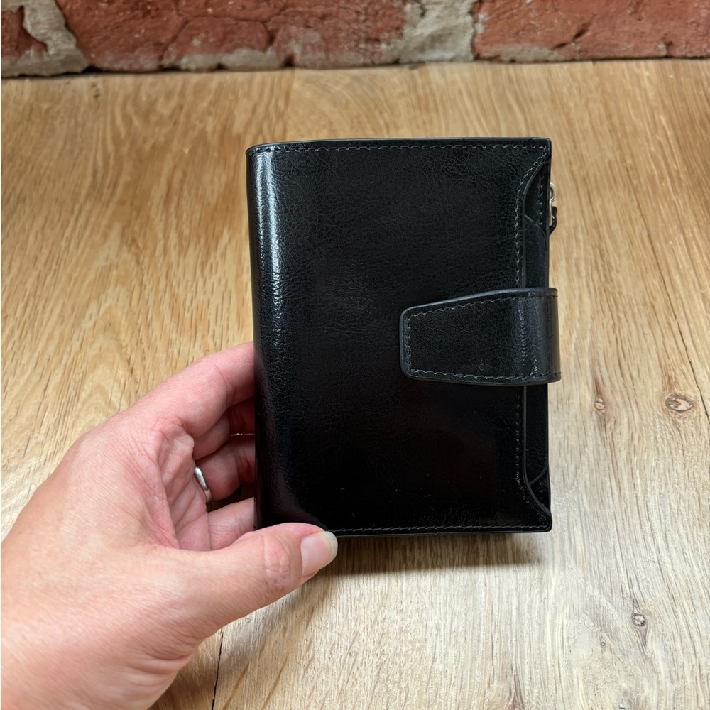 Falan Mule Small Wallet - Picture 6 of 7